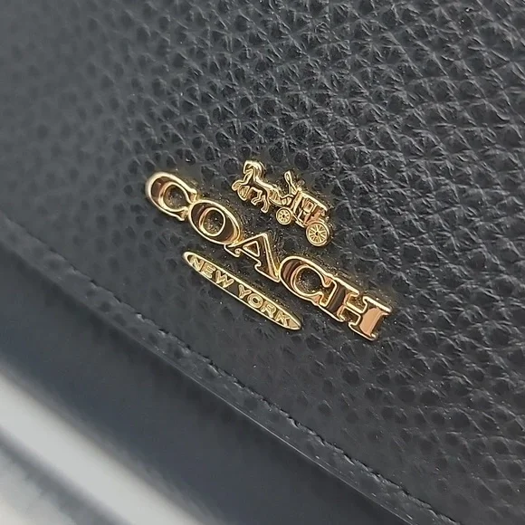 COACH Essential Medium Flap Wallet in Pebbled Leather LIKE NEW retail $1… - Picture 9 of 11